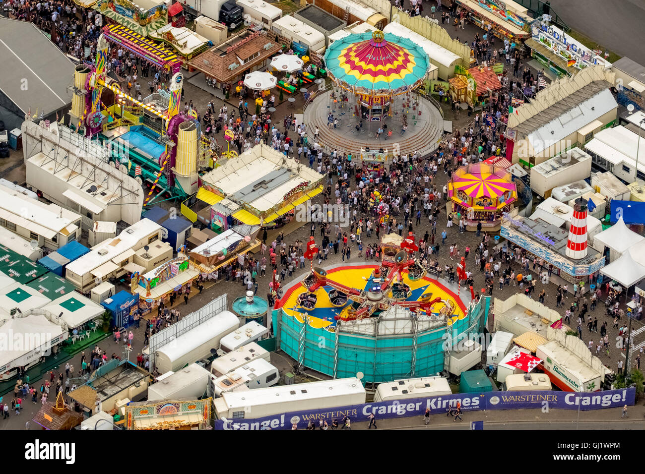Aerial view, whirligig Gikas Wellenflug, Cranger Kirmes 2016 largest