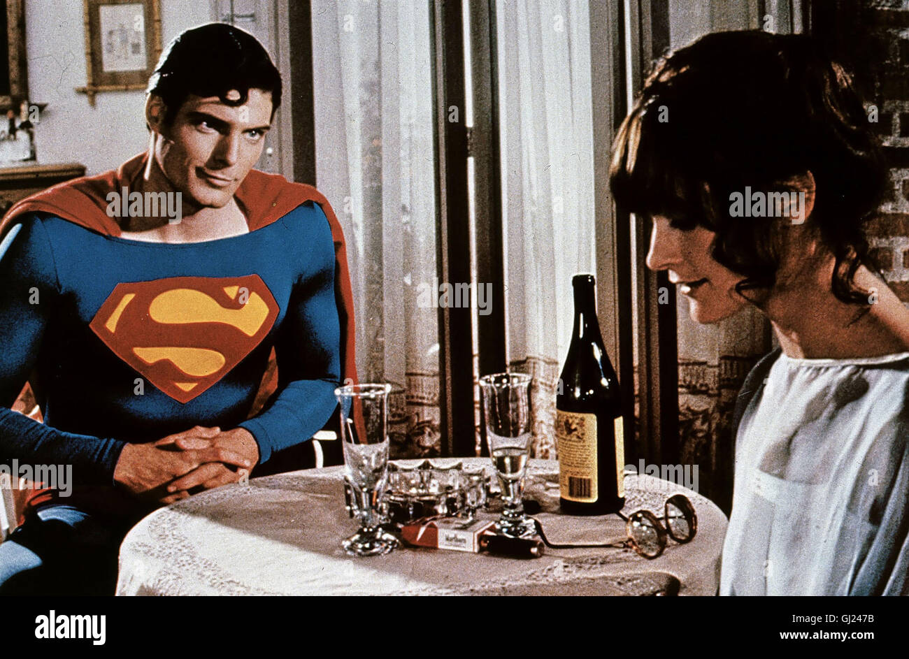 SUPERMAN- Superman (CHRISTOPHER REEVE) hat sich in Lois (MARGOT KIDDER ...