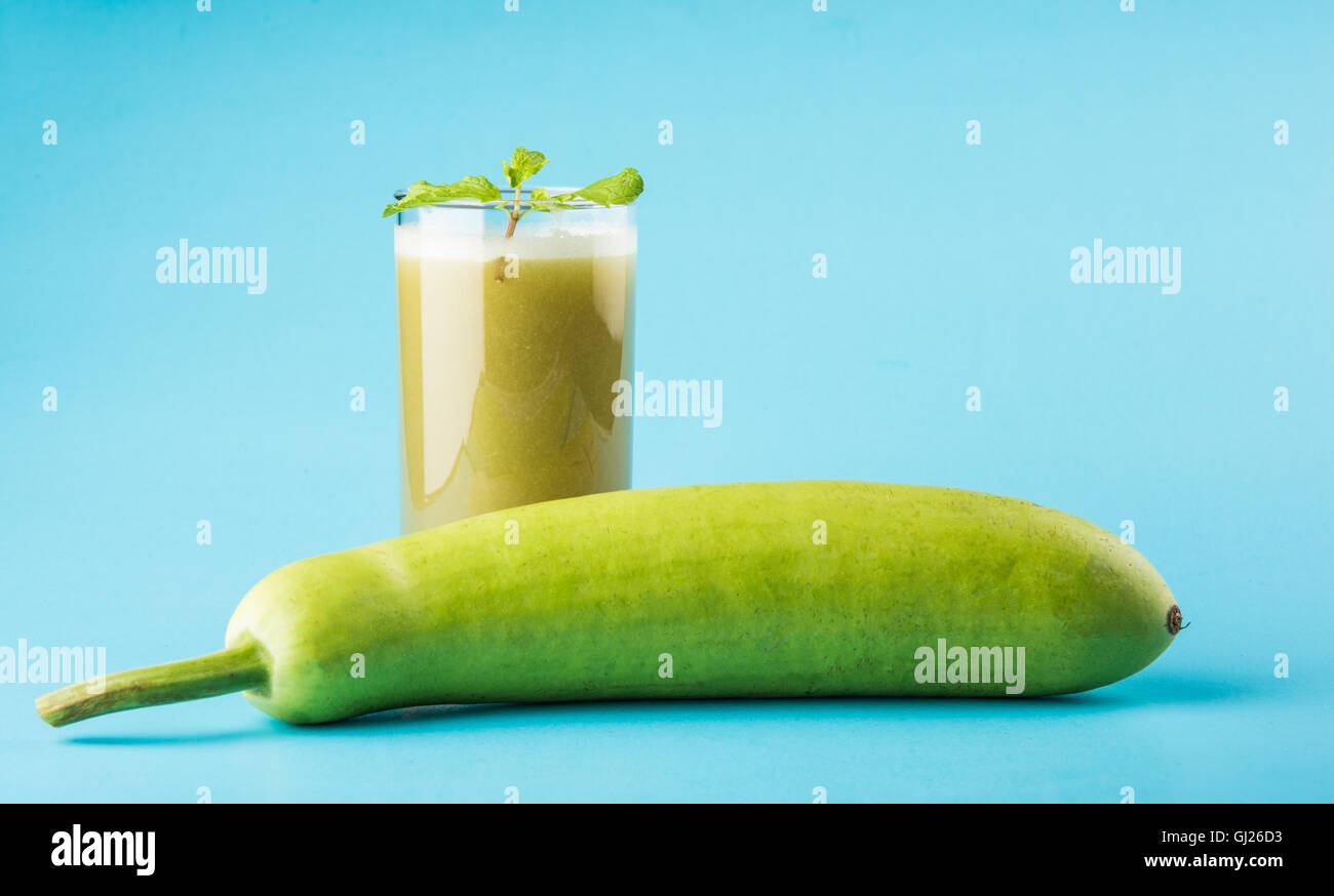 Juice of bottle gourd or lauki juice or Lagenaria siceraria juice, bottle gourd juice, powerful