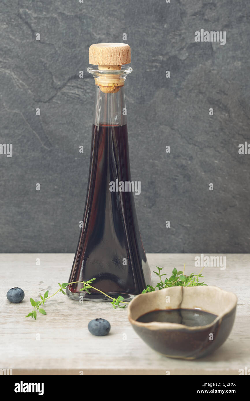 White vinegar bottle hires stock photography and images Alamy