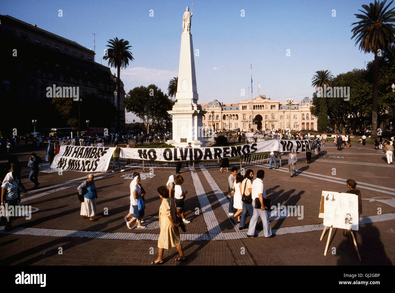 Madres De Plaza De Mayo High Resolution Stock Photography And Images Alamy