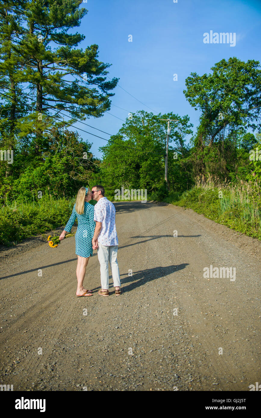 Kissing flowers hires stock photography and images Alamy
