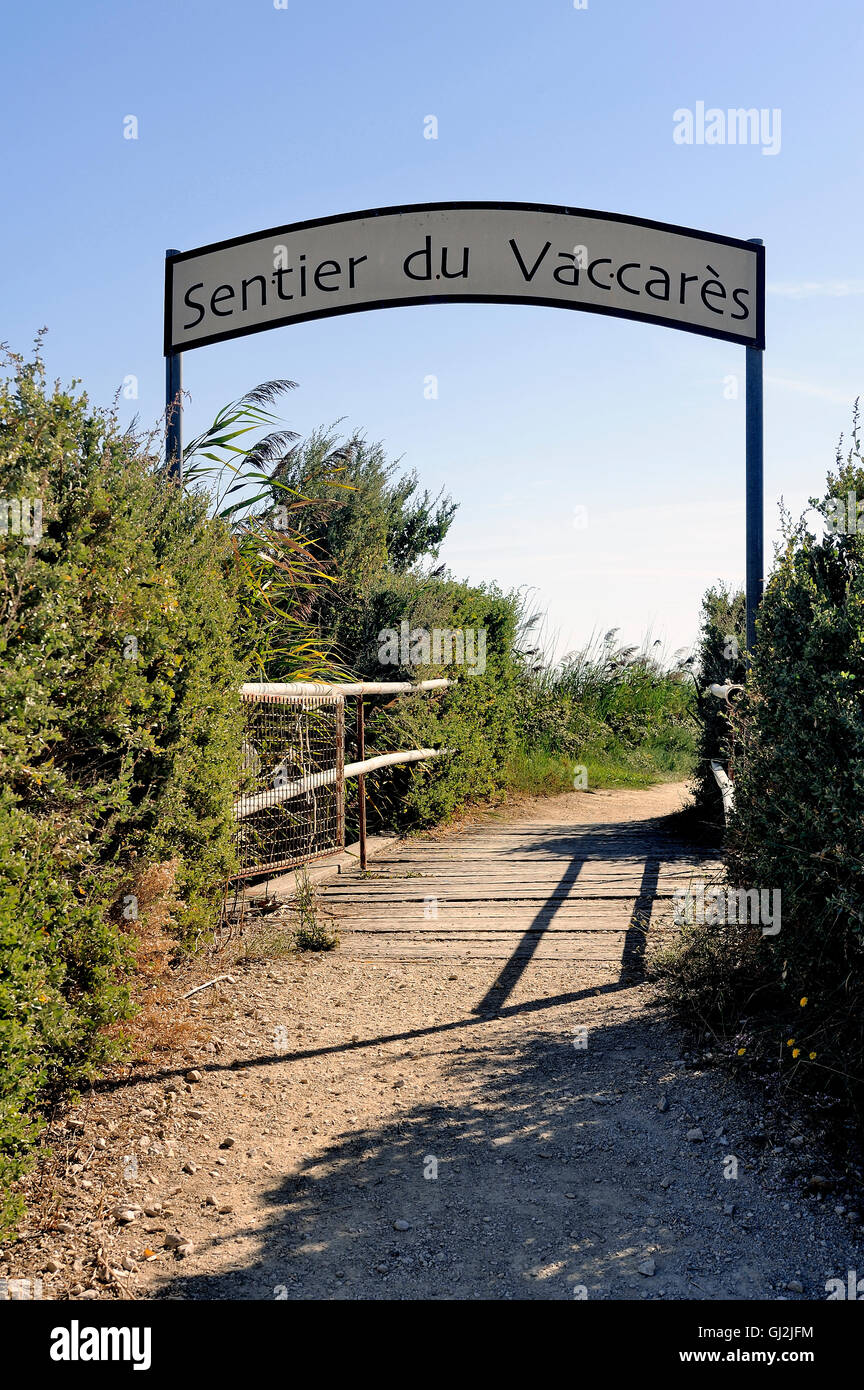 Trail entrance to the park of the Camargue Vaccares to discover the local fauna and flora. Stock Photo