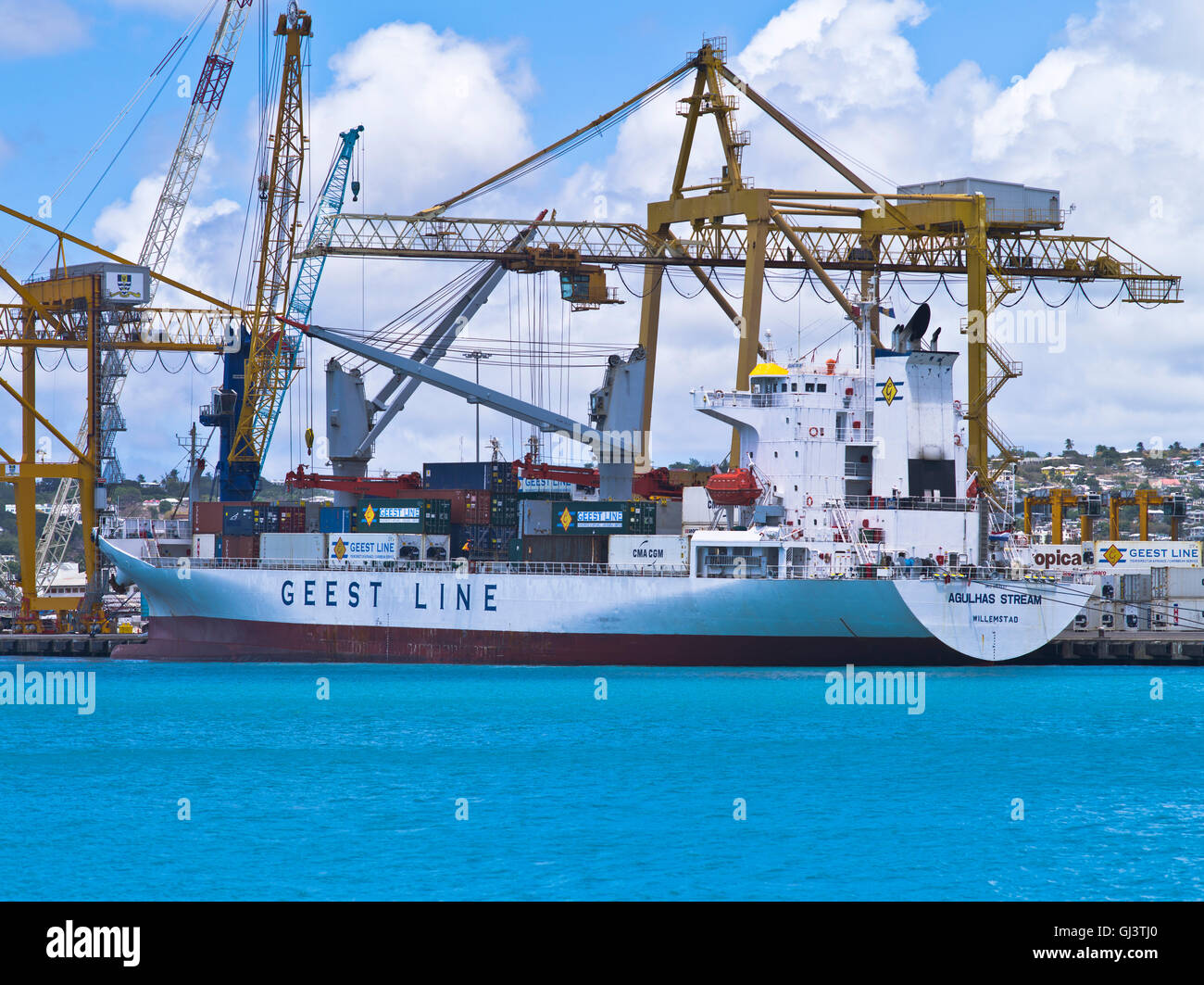 dh Bridgetown BARBADOS CARIBBEAN Geest Line modern container Agulhas Stream loading cranes dock containers onto cargo ship Stock Photo