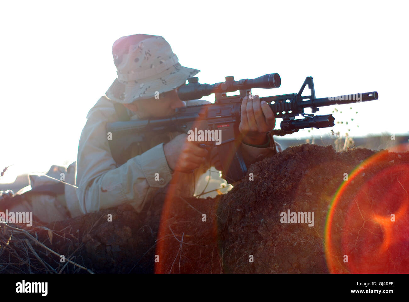 Aiming at lens hi-res stock photography and images - Alamy