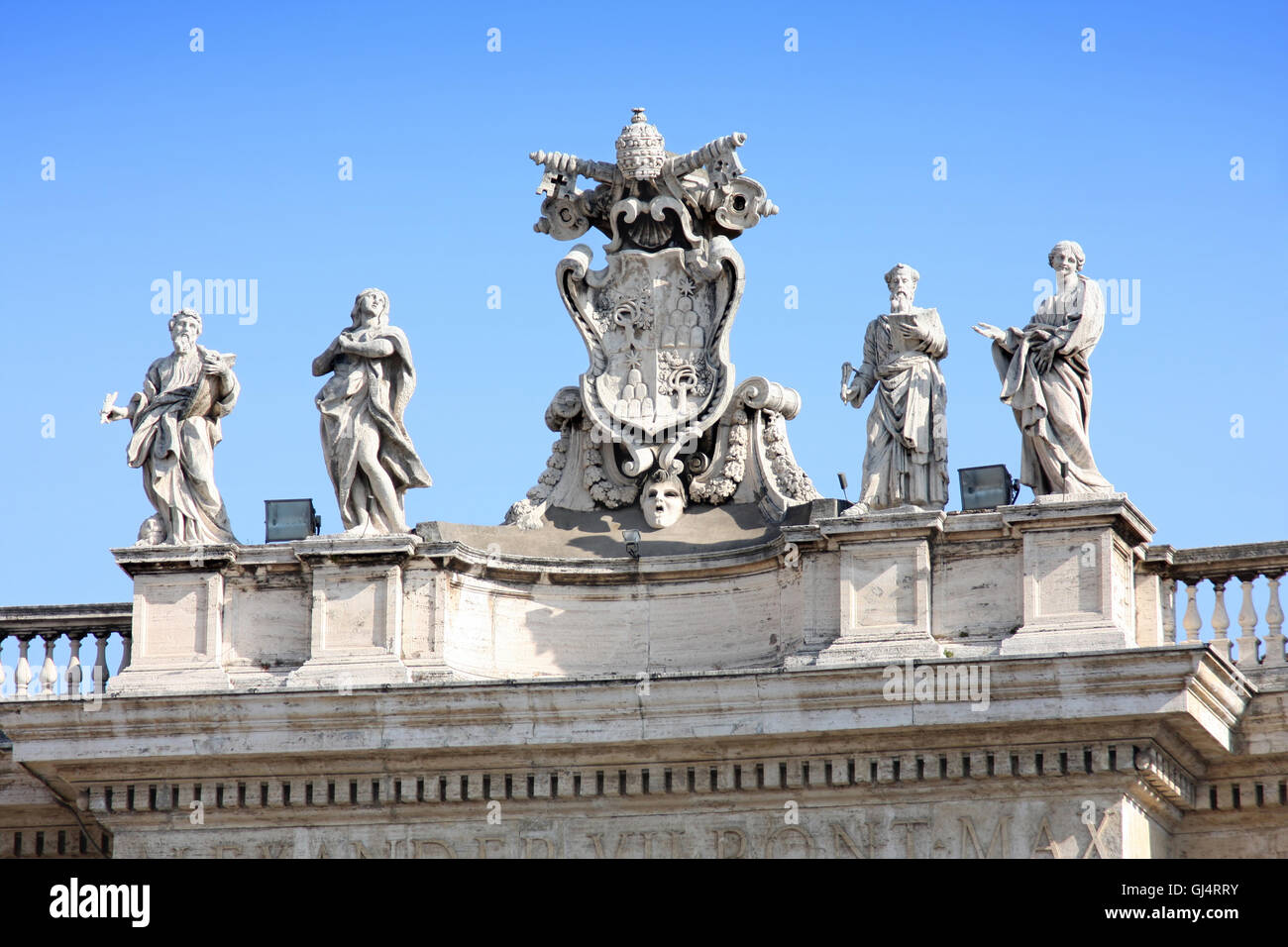 Statues In St Peter's Basilica at Websashablog Blog