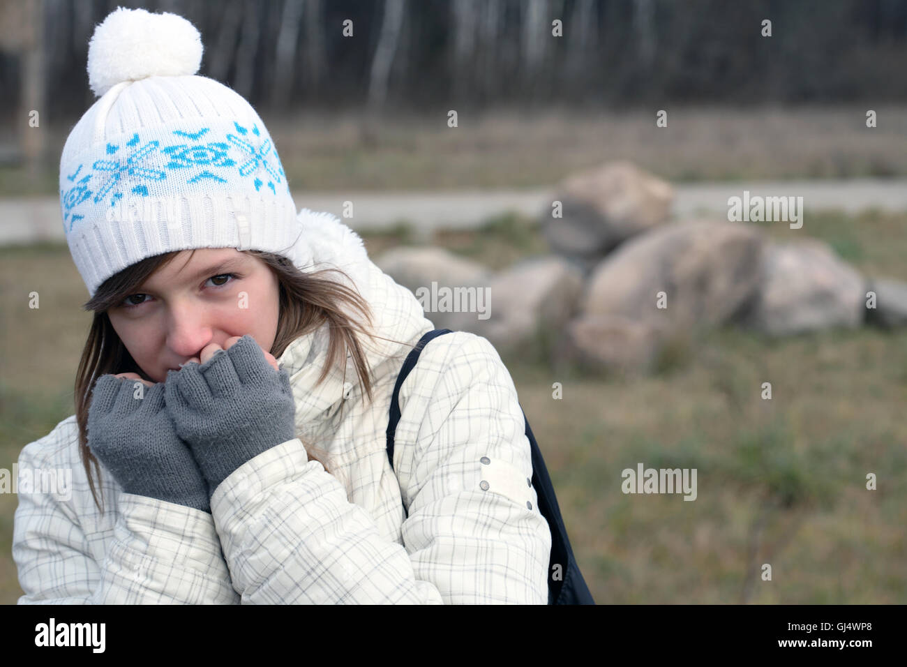 It was cold yesterday задать вопрос. Yes it is no it isnt. It is cold today. Cold рисунок. Today is cold.