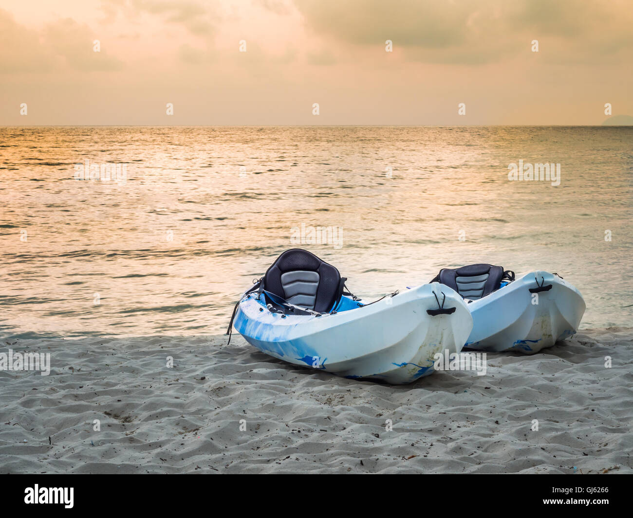 Kayaks tropical beach in koh kood hi-res stock photography and images ...