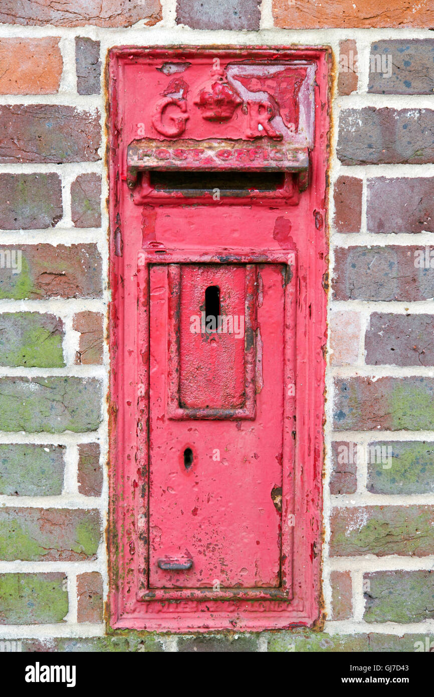 G r letter box hi-res stock photography and images - Alamy