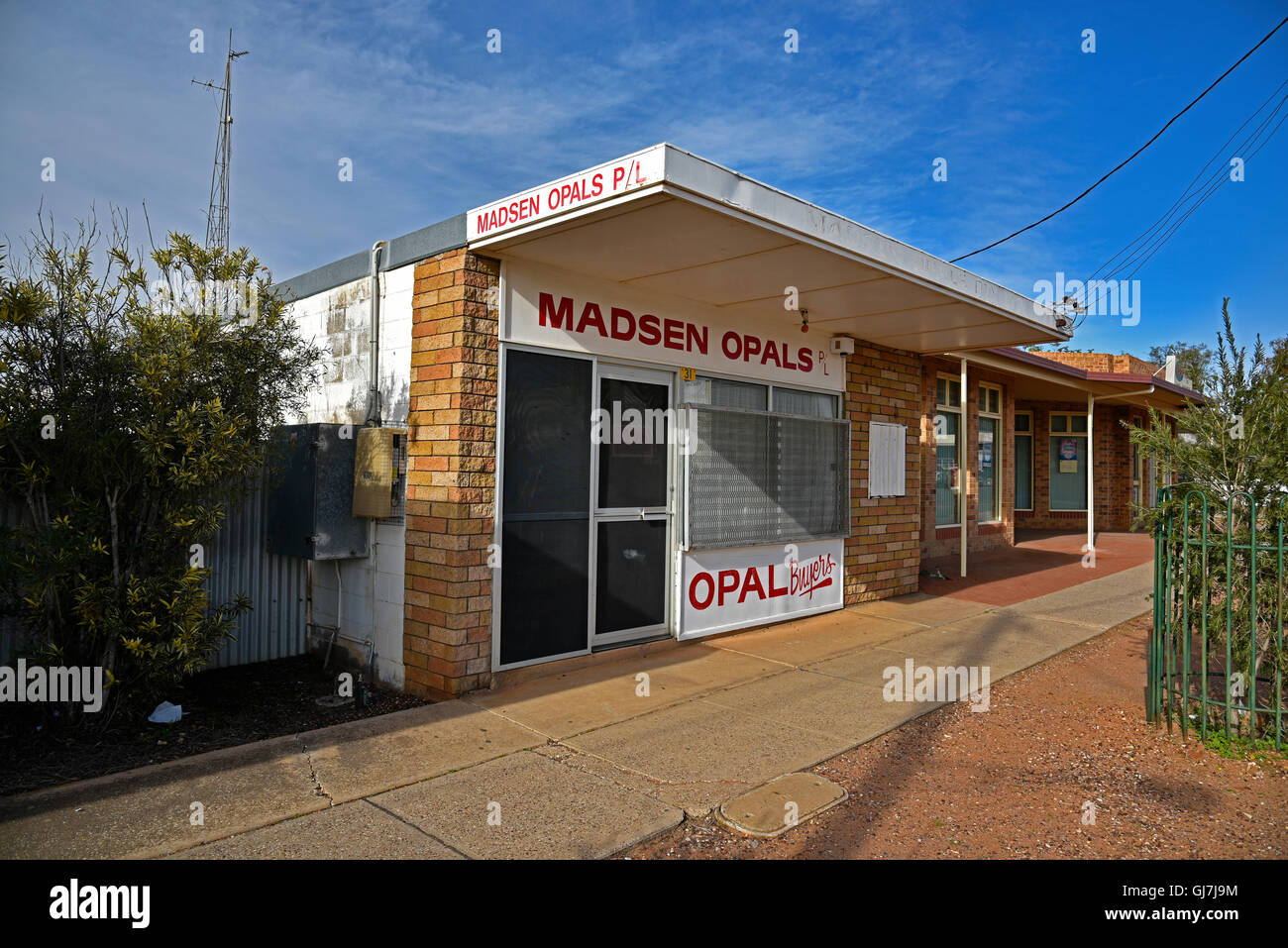Selling opals shop