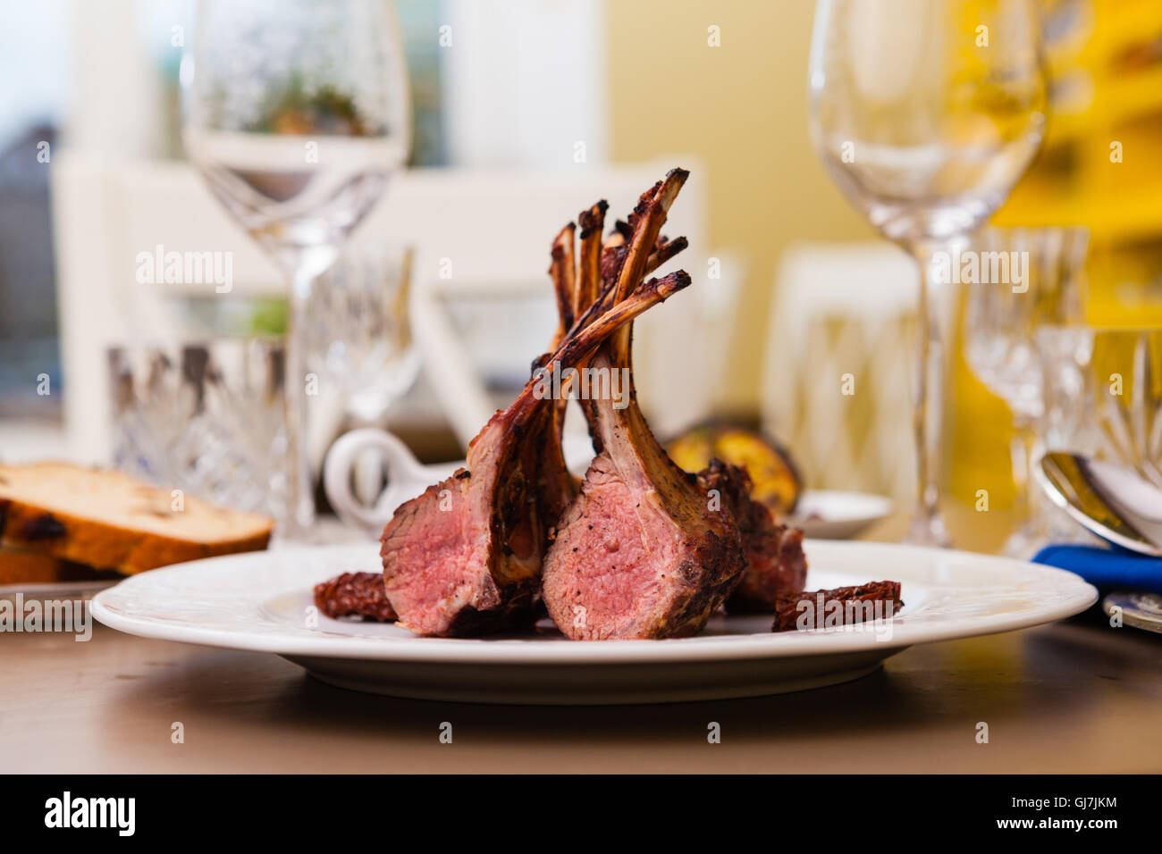 Lamb Rack Plates Lamb rack on a plate Stock Photo - Alamy