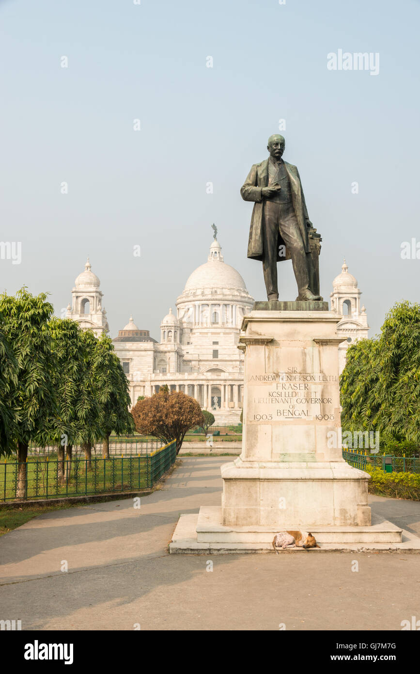 Statue of Sir Andrew Henderson Leith Fraser in front of the Victoria Memorial Hall in Kolkata West Bengal India Stock Photo