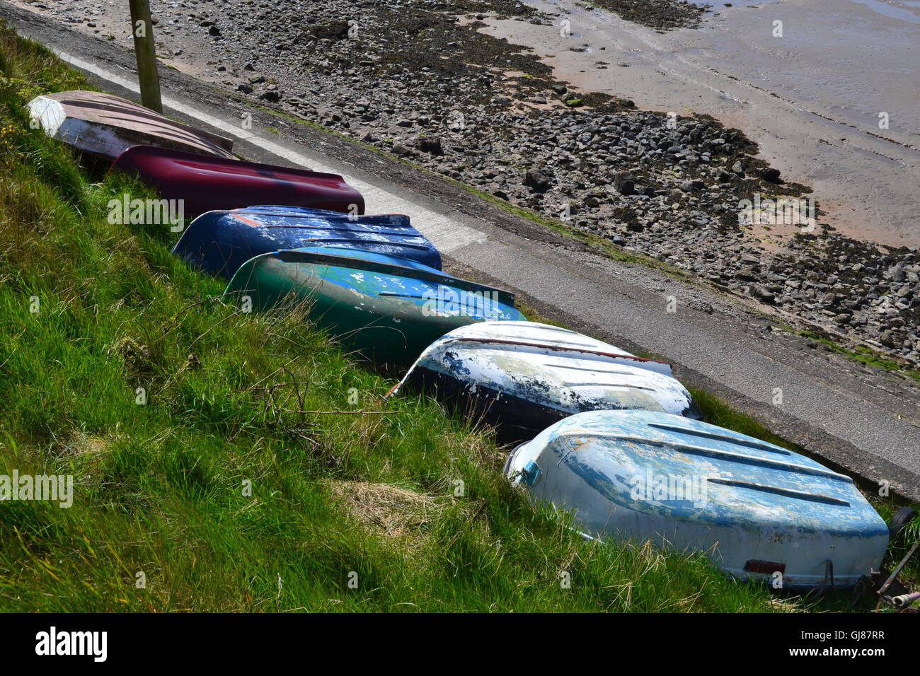 Upside down dinghy hires stock photography and images Alamy