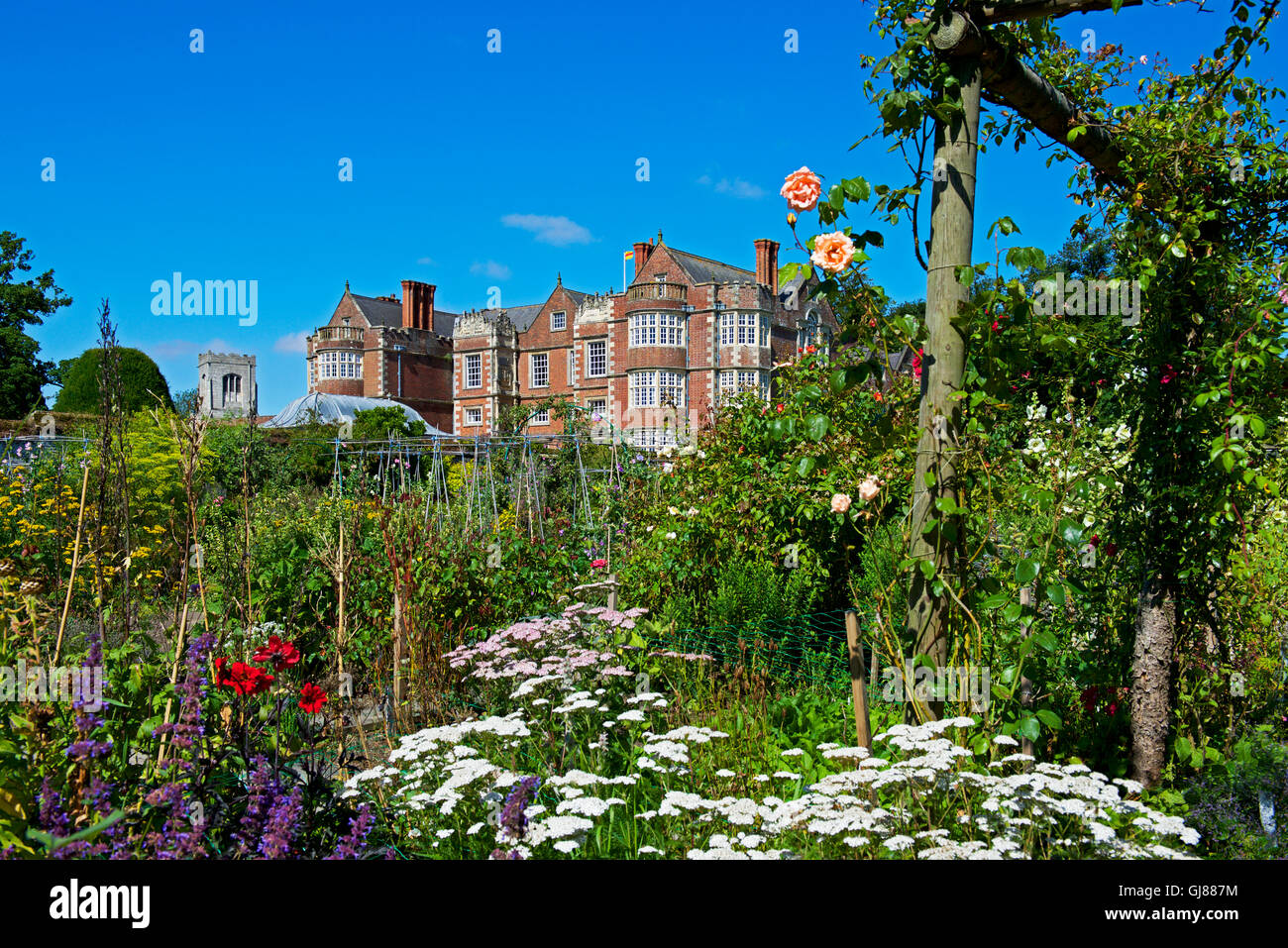 The garden of Burton Agnes Hall, near Driffield, East Yorkshire, England UK Stock Photo