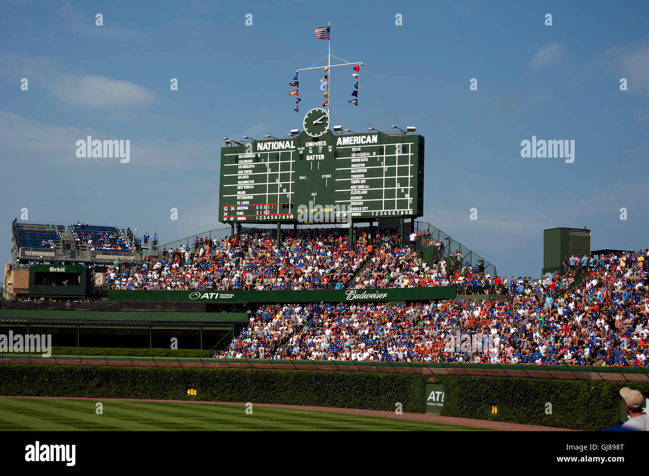 Wrigley Field baseball stadium, Chicago Cubs v  Chicago, Illinois, USA, North America Stock Photo