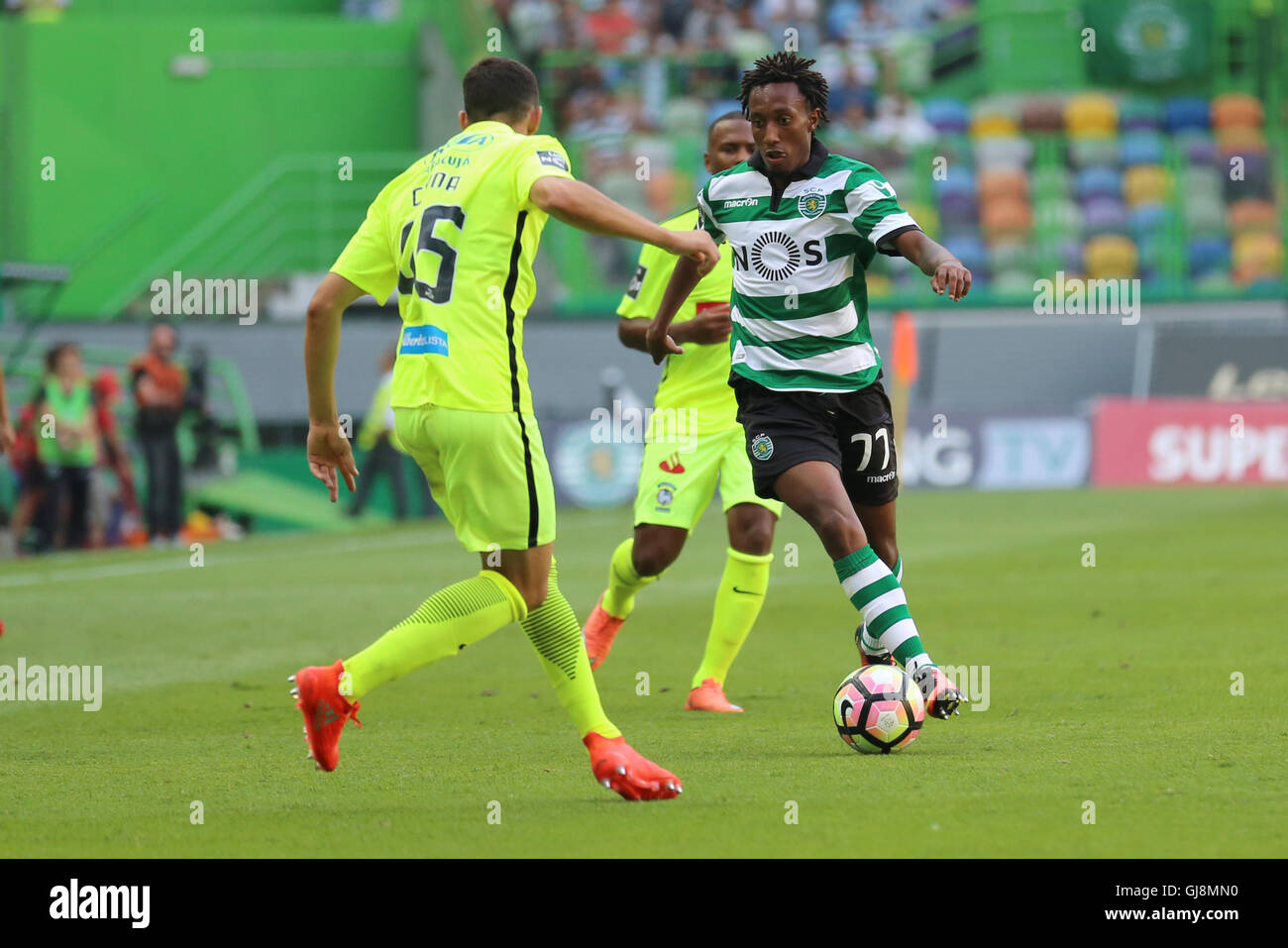 Les maillots 2016-2017 du Sporting Lisbonne par Macron