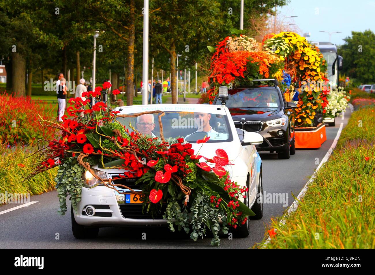 Flower parade noordwijk hi-res stock photography and images - Alamy