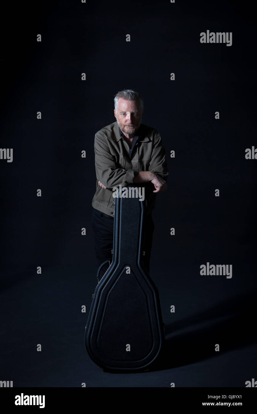 Singer billy bragg hi-res stock photography and images - Alamy