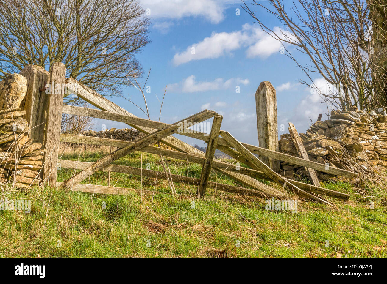 Broken Farm Gate High Resolution Stock Photography and Images - Alamy