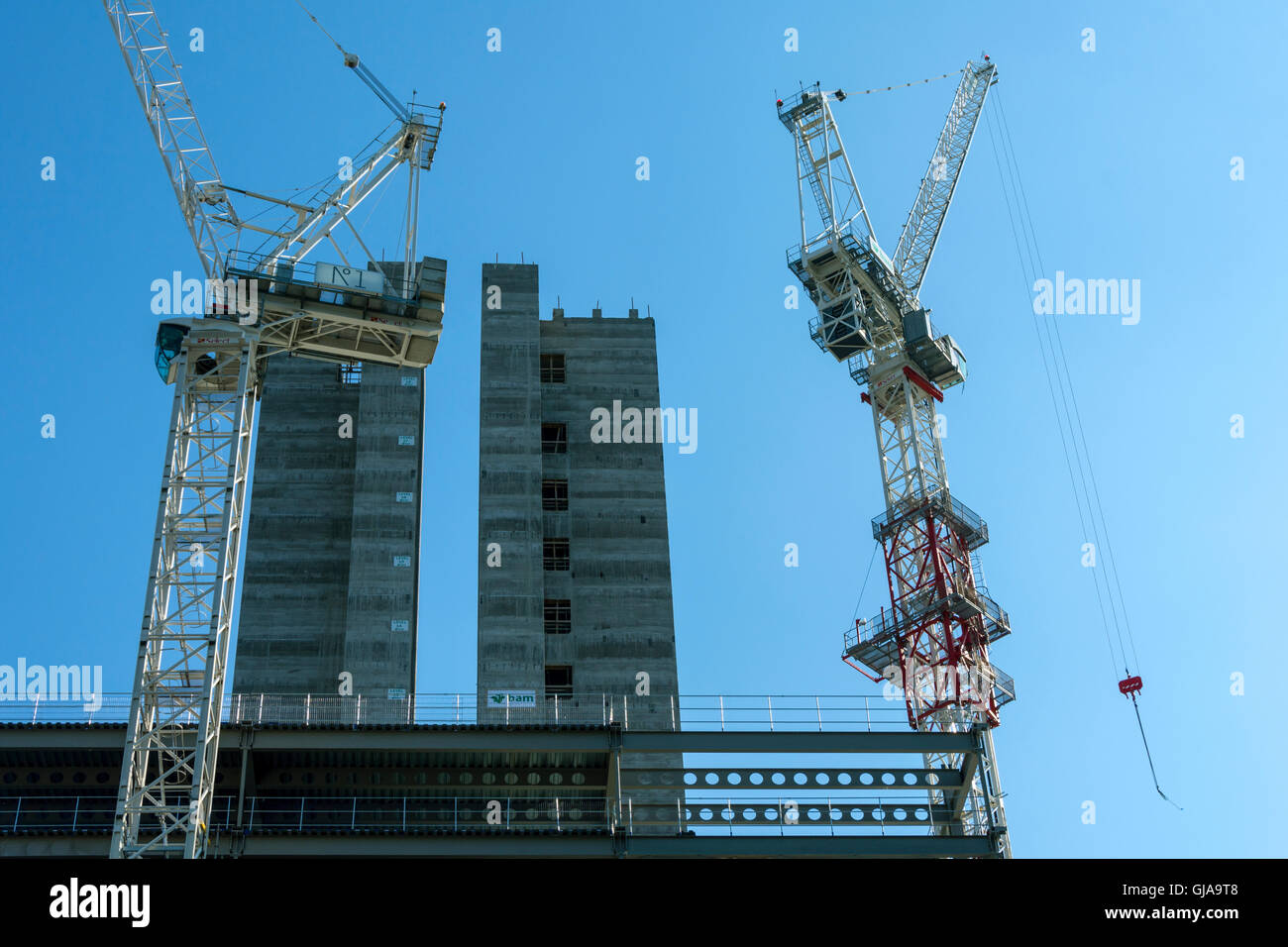 The No.1 Spinningfields office development under construction, Spinningfields, Manchester, England, UK Stock Photo