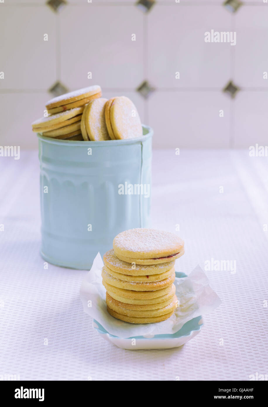 biscuits with jam in tin Stock Photo Alamy