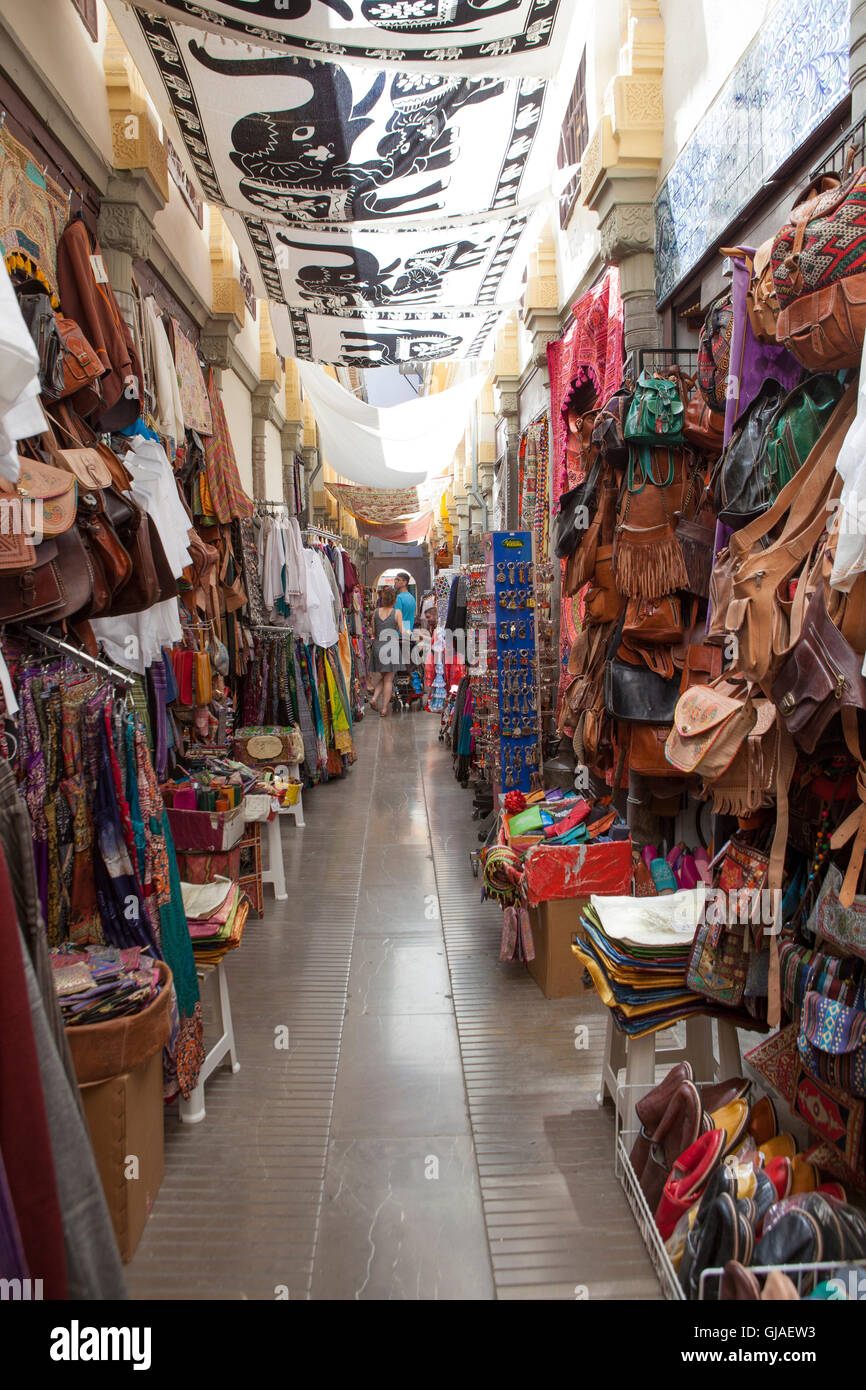 Compras en Alcaicería
