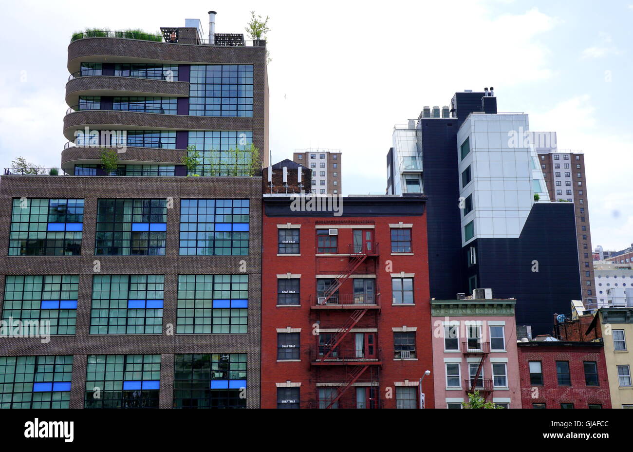 A view of the New York City cityscape from the High Line in the Chelsea ...