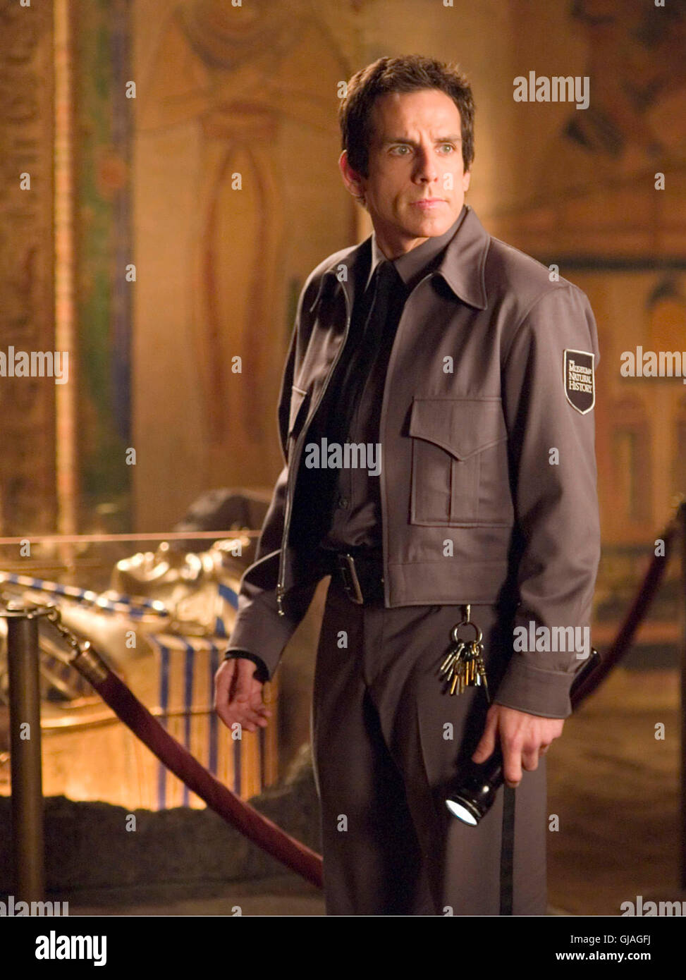 NACHTS IM MUSEUM Night at the Museum USA 2006 Shawn Levy BEN STILLER as Larry Daley, security NACHTS IM MUSEUM Night at the Museum USA 2006 Shawn Levy BEN STILLER as Larry Daley, security