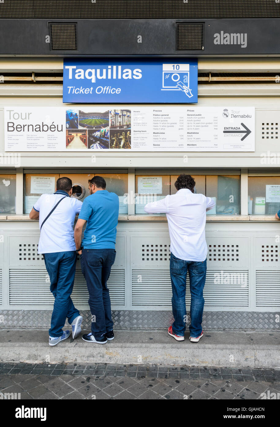 Madrid: Tour Bernabéu Entry Ticket