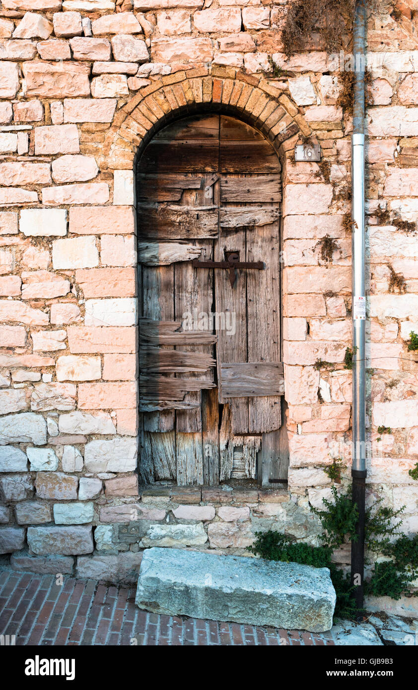 Weathered door hi-res stock photography and images - Alamy