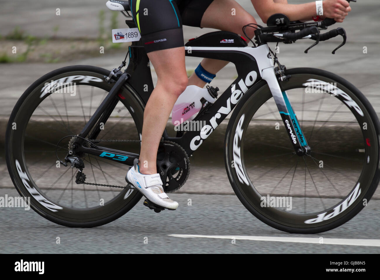 cervelo carbon road bike