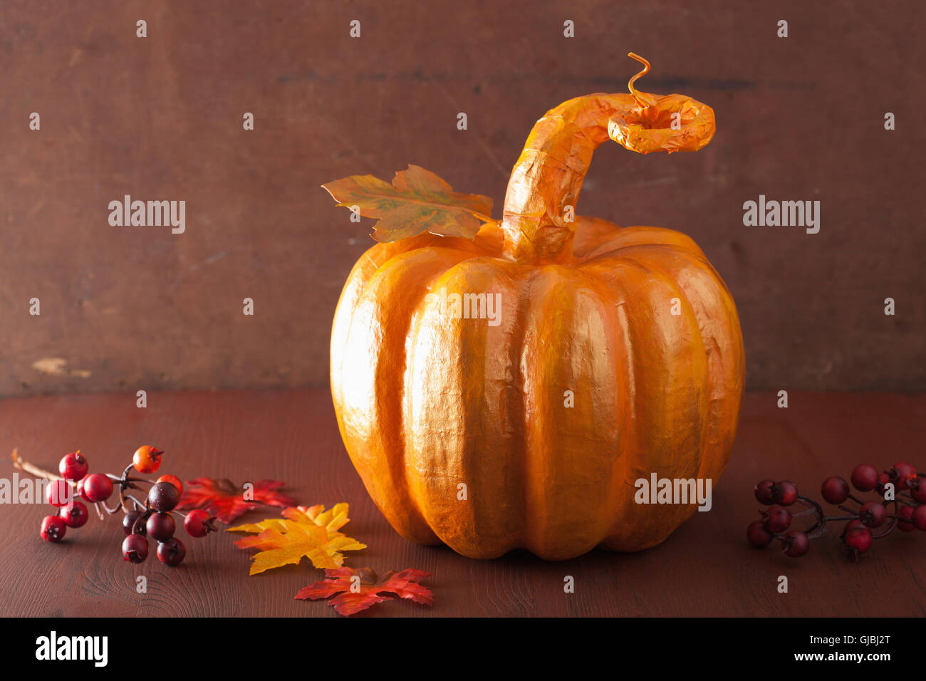 Decoration with papier mache hires stock photography and images Alamy