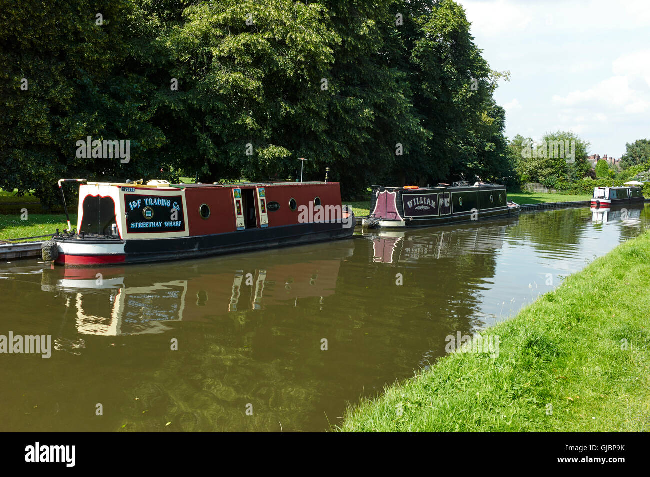 Moorings in centre of Burton-upon-Trent on the Trent and Mersey canal Stock Photo