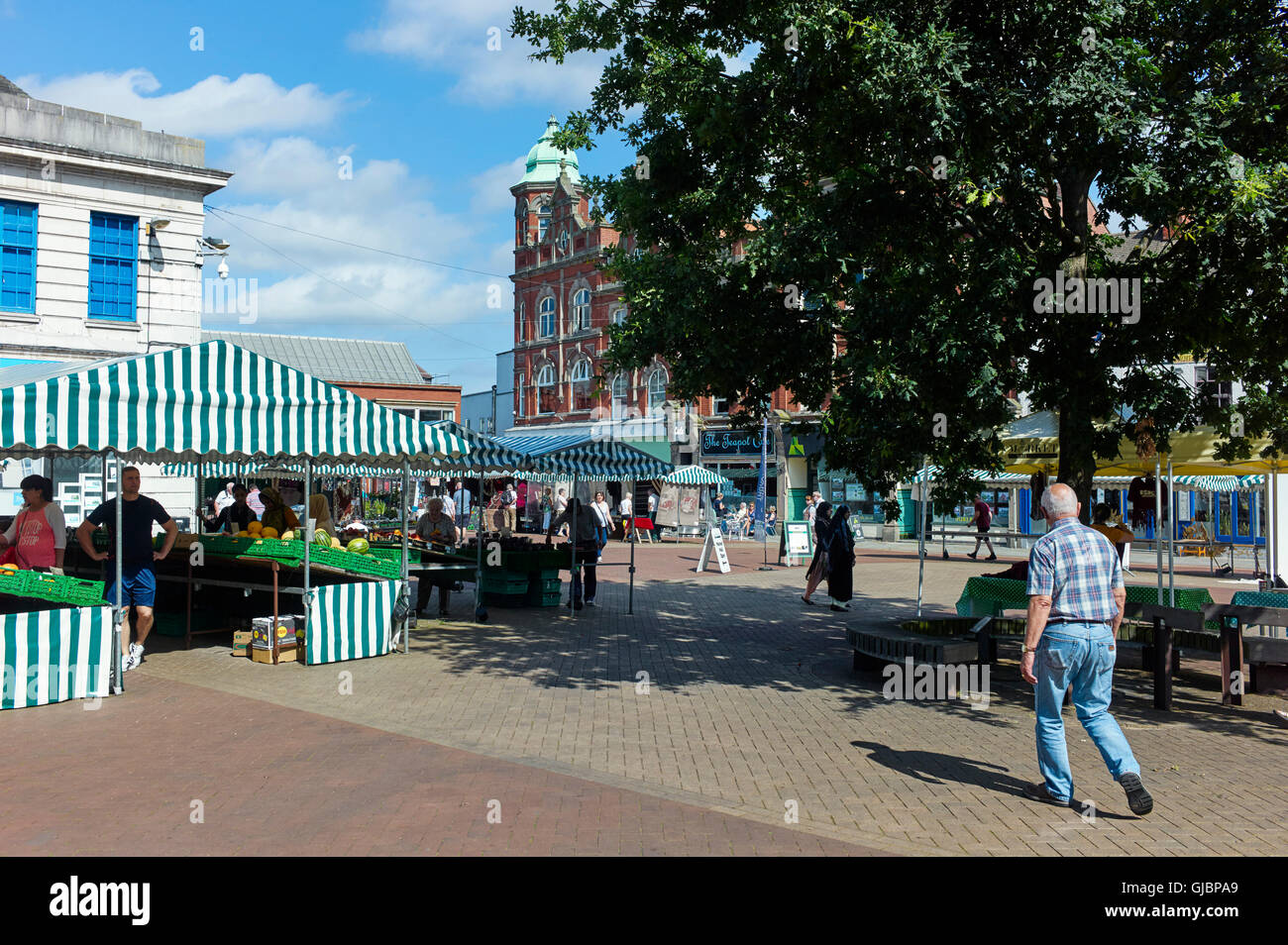 Open air market at Burton-upon-Trent Stock Photo