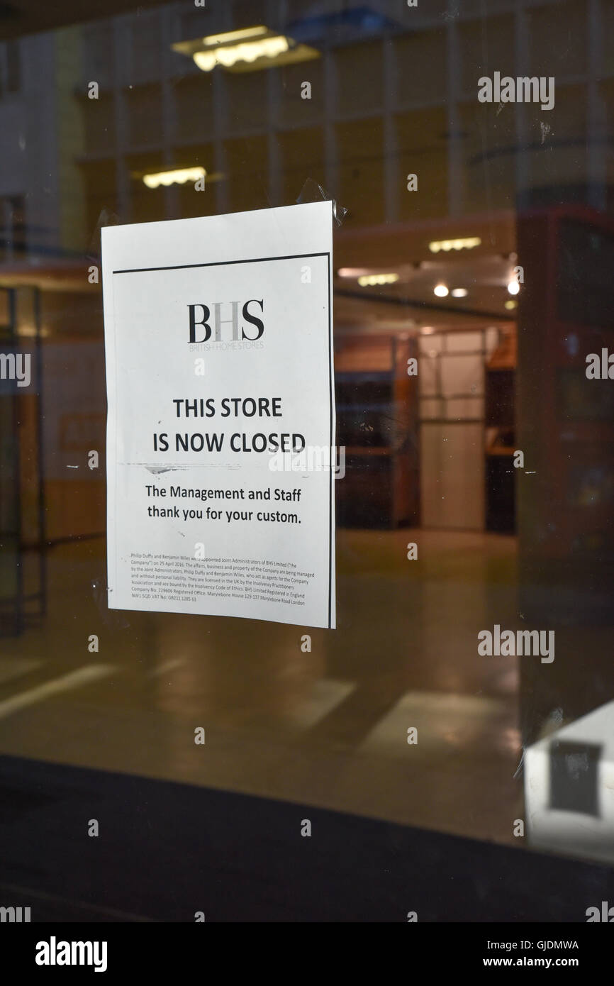 Bhs closures hi-res stock photography and images - Alamy