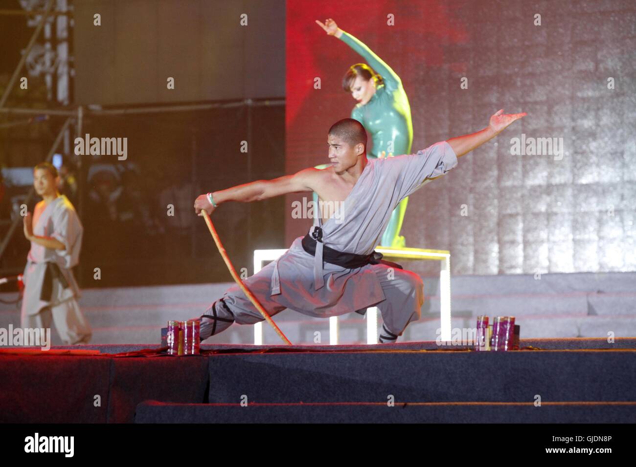 Heihe, China. 15th Aug, 2016. The wellknown Russian contortionist