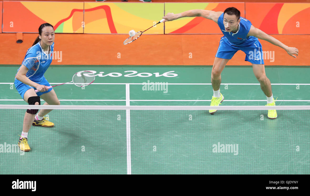 Indonesias tontowi ahmad hi-res stock photography and images