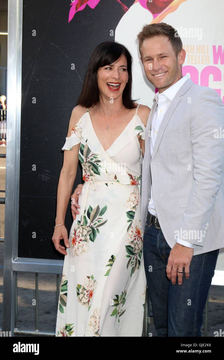 Aaron Reevey Los Angeles, CA, USA. 15th Aug, 2016. Perrey Reeves, Aaron Fox at ...