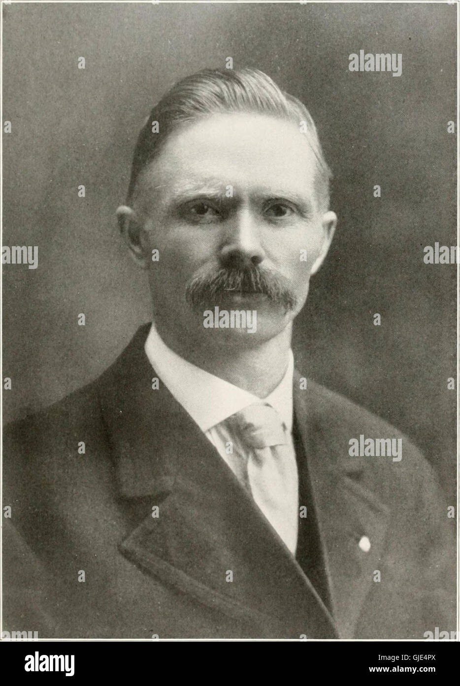 North Dakota history and people; outlines of American history (1917