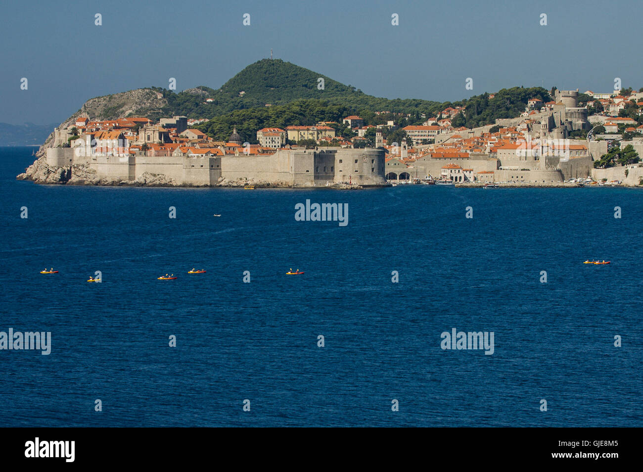 dubrovnik-city-on-adriatic-coast-in-croatia-dubrovnik-is-famous