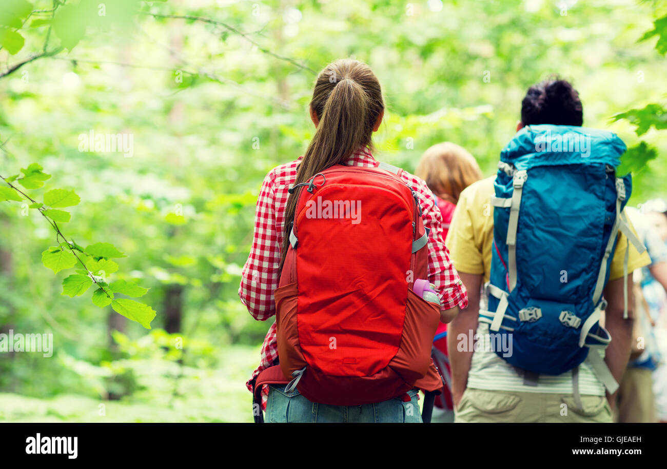 Group teenage friends hiking hi-res stock photography and images - Alamy