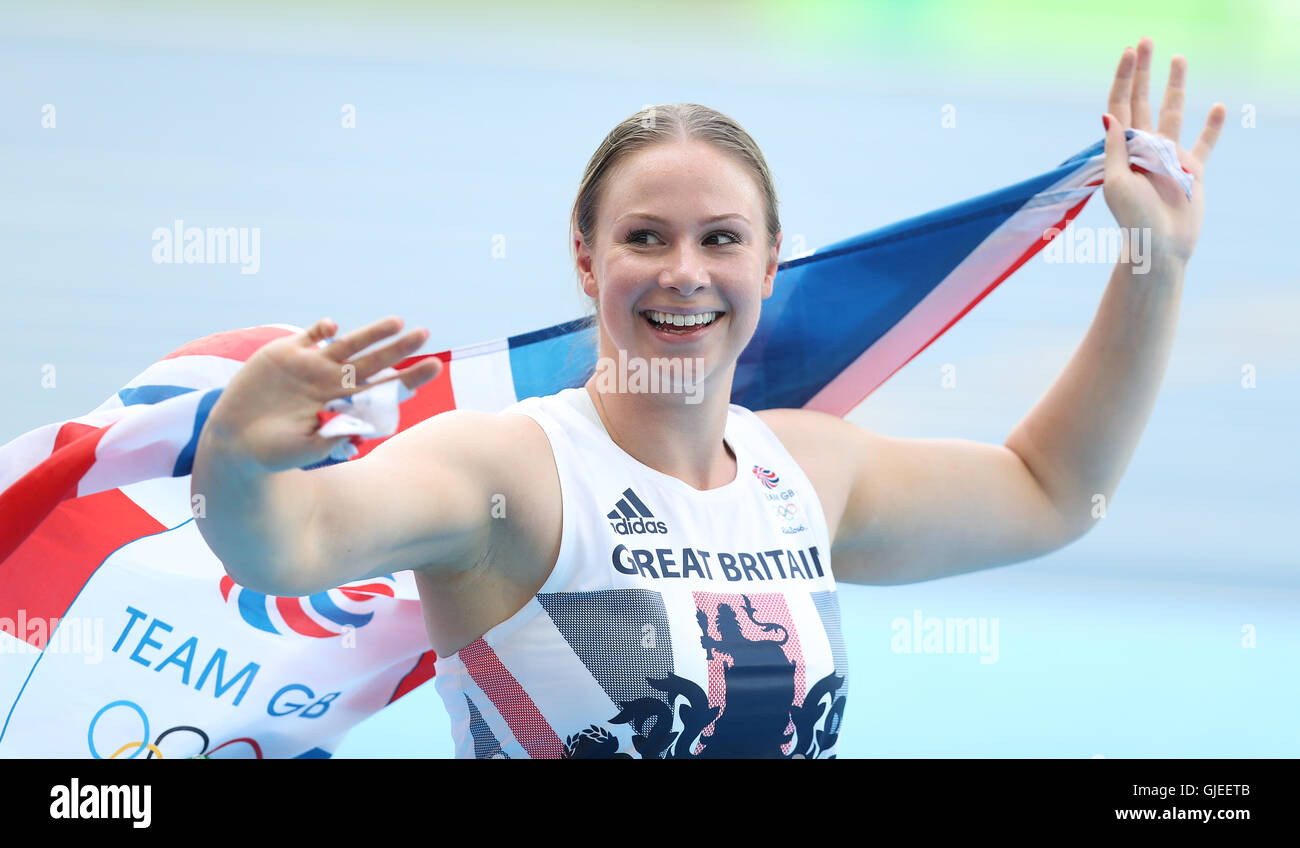 Great Britain's Sophie Hitchon celebrates winning bronze in the Women's  Hammer Throw Final at the Olympic Stadium on the tenth day of the Rio  Olympic Games, Brazil Stock Photo - Alamy