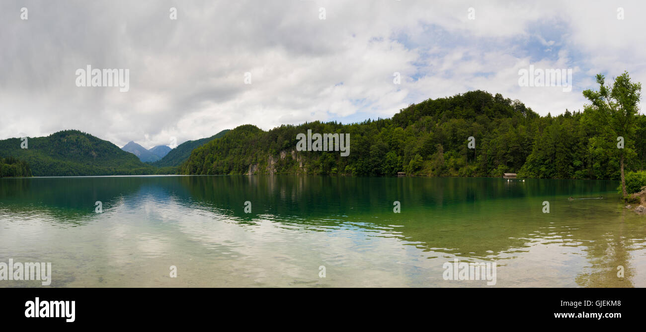 Foggy mountain scenery hi-res stock photography and images - Alamy