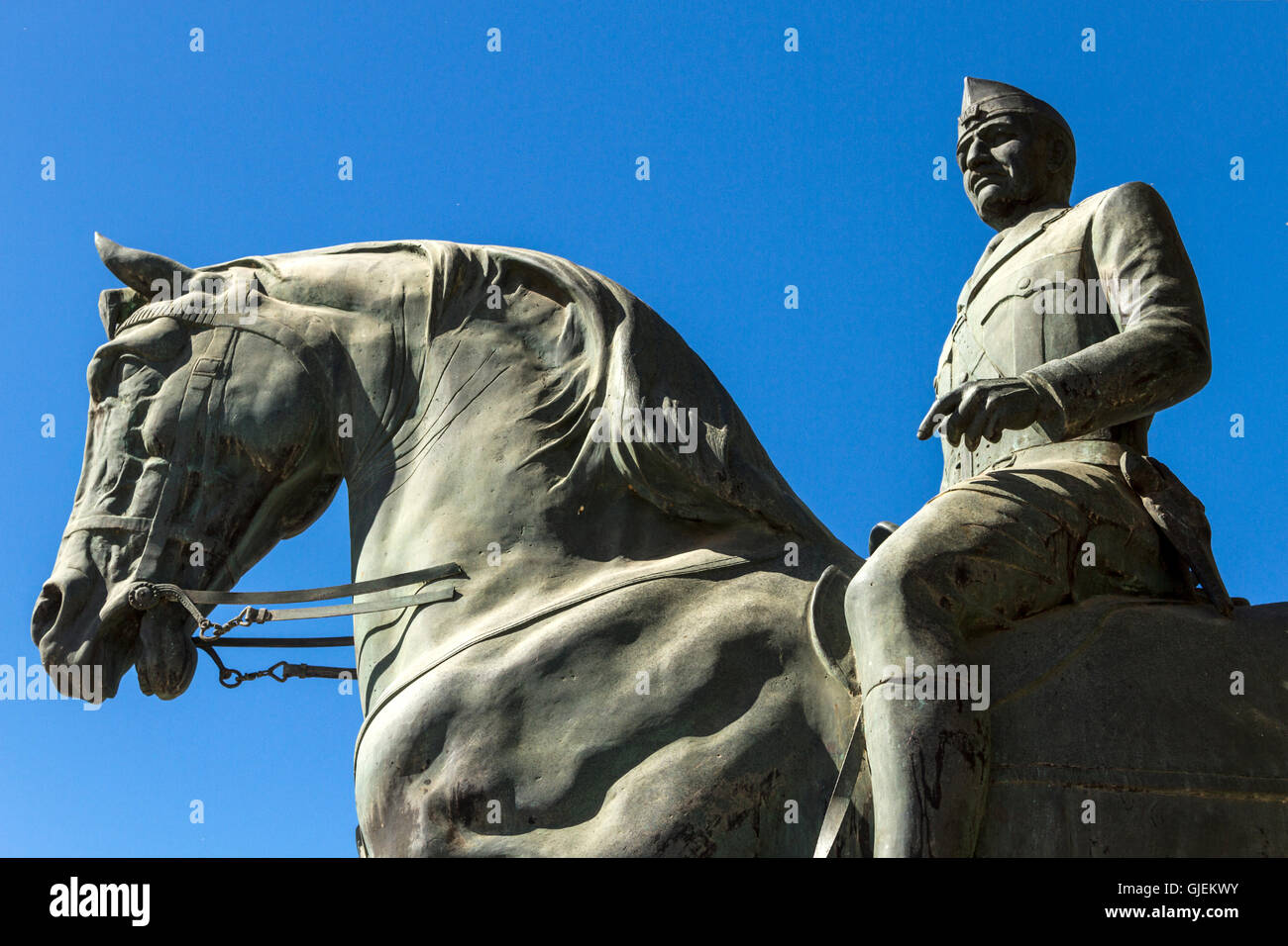 The horseback statue of Stefanos Sarafis, captain of the Greek Resistance  during WWII, in Athens, Greece Stock Photo - Alamy