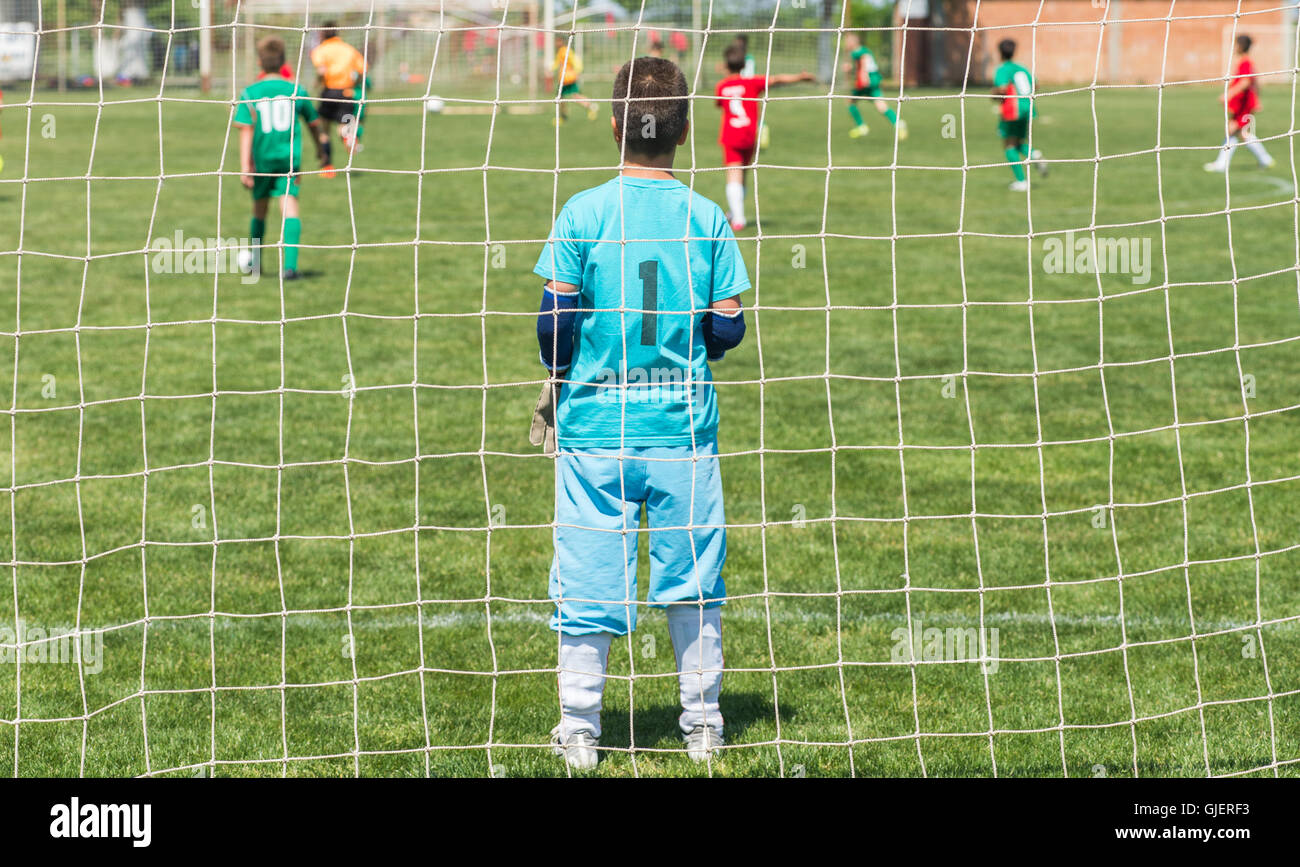 goalkeeper standing on the goal Stock Photo - Alamy