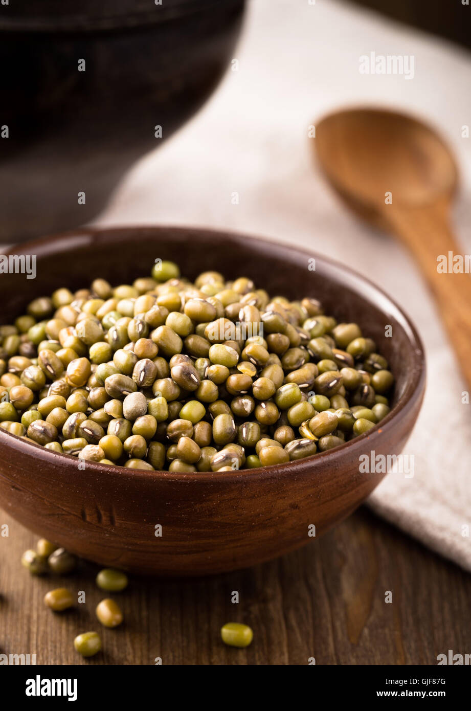 Mung bean seed hi-res stock photography and images - Alamy