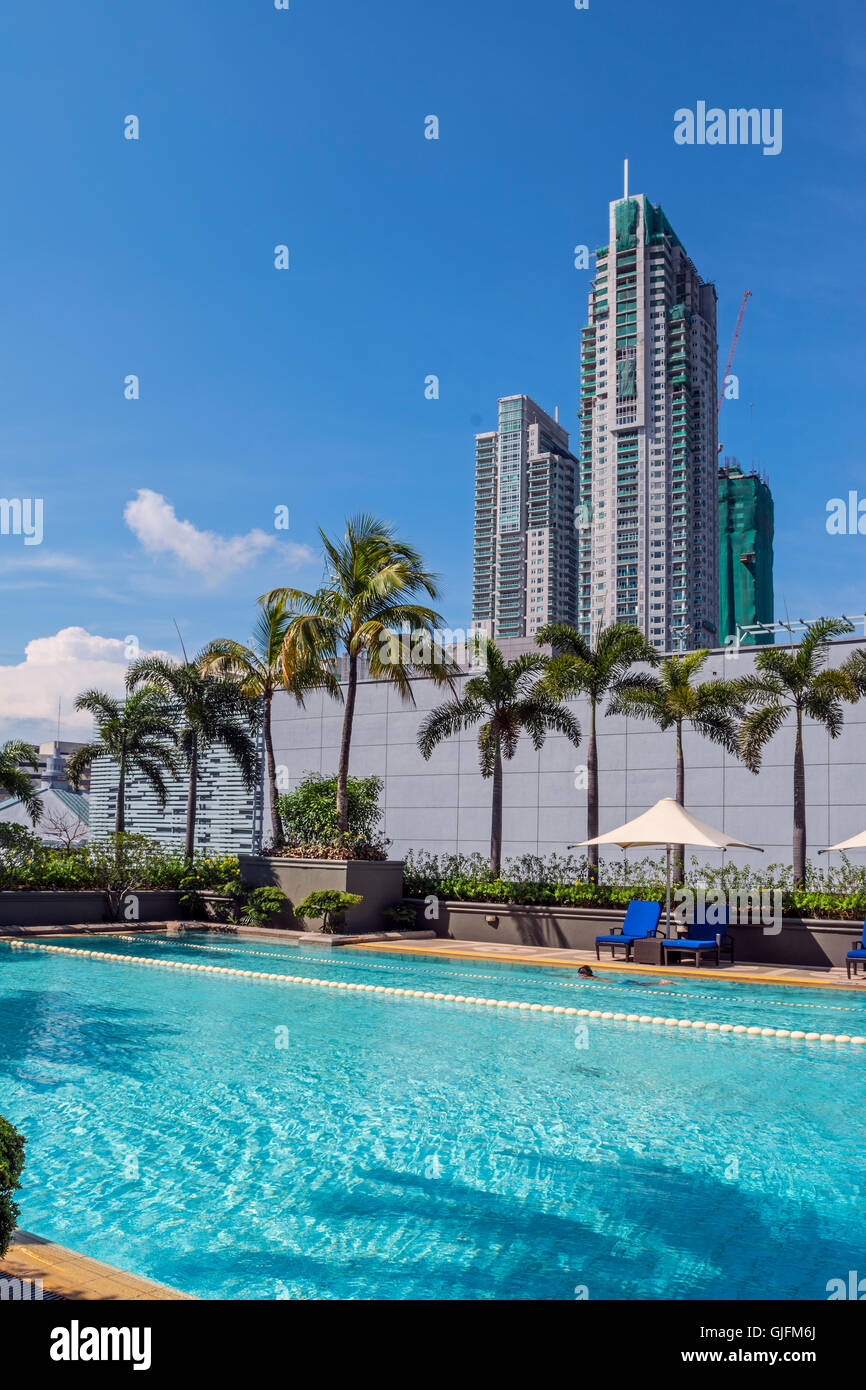 Outdoor Pool, Makati ShangriLa, Manila, Philippines Stock Photo Alamy