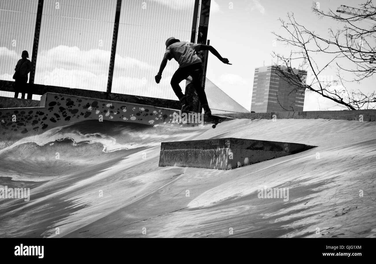 Skateboarder jumping Black and White Stock Photos & Images - Alamy