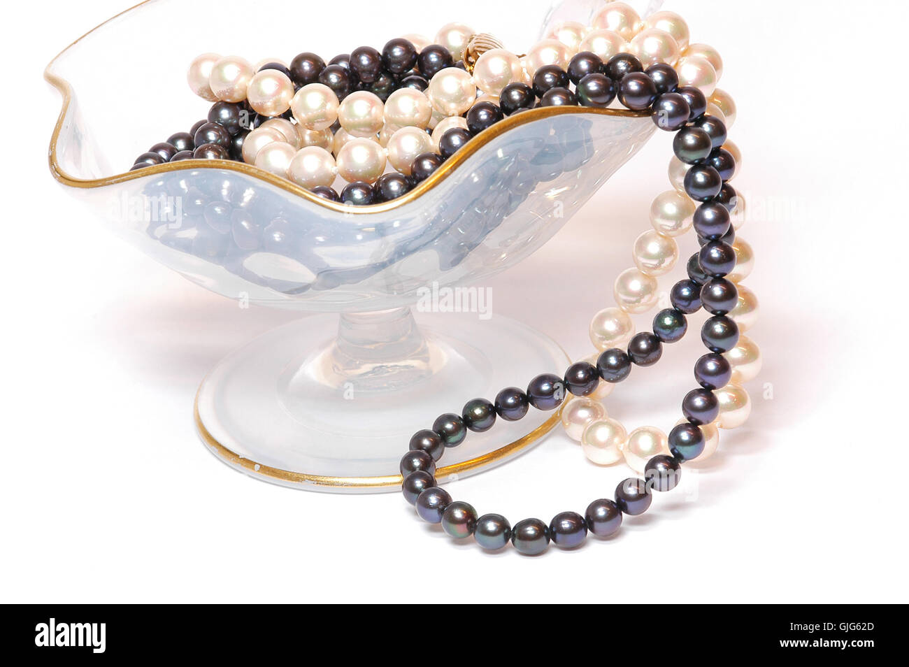 Chain jewelry hi-res stock photography and images - Alamy