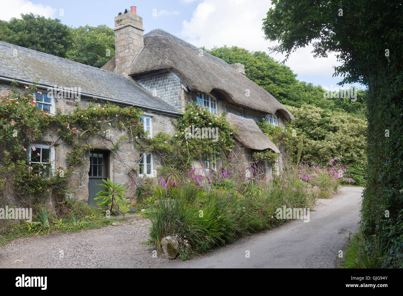 Cottage near Penberth, Cornwall, UK. Stock Photo